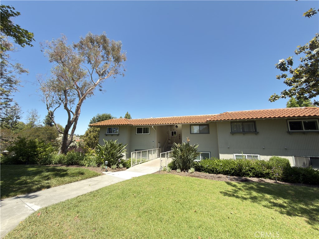 890 Ronda Sevilla Unit B
