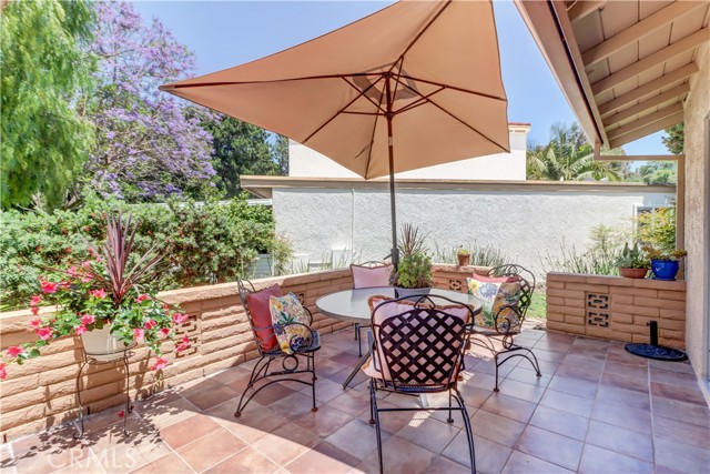 3463 Bahia Blanca W, Laguna Woods CA: https://media.crmls.org/medias/b70b88ff-6e0c-4067-9dfb-ade6bed939cd.jpg