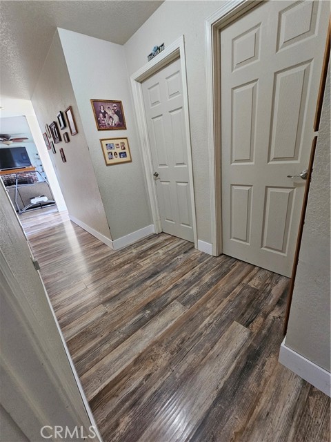 Detail Gallery Image 12 of 20 For 410 Pamona St, Waterford,  CA 95386 - 3 Beds | 2 Baths