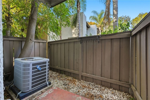 Detail Gallery Image 9 of 31 For 15511 Sherman Way #19,  Van Nuys,  CA 91406 - 1 Beds | 1 Baths