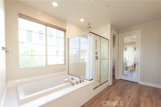 114 Character, Irvine CA: https://media.crmls.org/medias/b70df292-ea9b-4a51-b593-444d6ee6522a.jpg