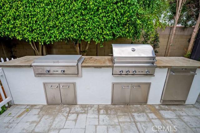 9572 Indian Wells Circle, Huntington Beach CA: https://media.crmls.org/medias/b70e16c1-a720-4584-8766-07c3eaebfc43.jpg