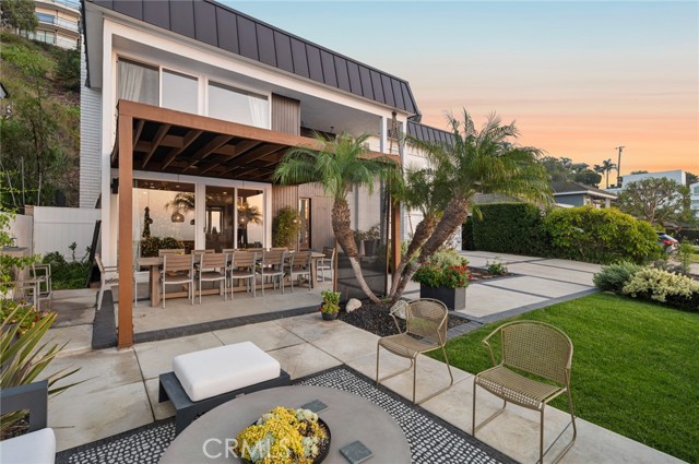 12276 Circula Panorama, North Tustin CA: https://media.crmls.org/medias/b70ffb66-e973-4618-aab8-079ffca1b06c.jpg