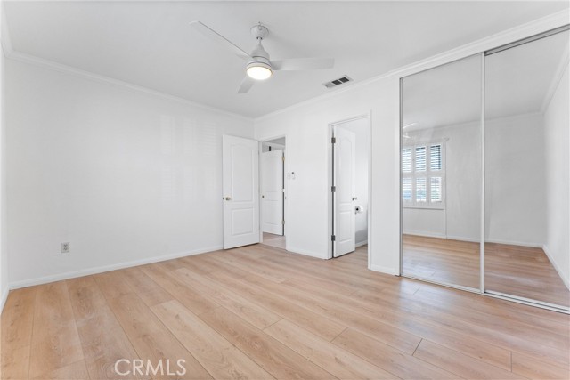 Ceiling fans, updated panel doors, mirrored wardrobes