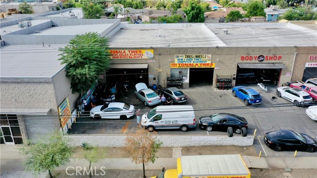 9925 San Fernando Road, Pacoima CA: https://media.crmls.org/medias/b71057c7-2266-4336-8b27-d42234aeee41.jpg