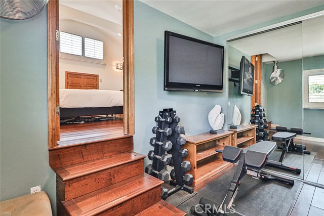 Detail Gallery Image 51 of 74 For 17141 Superior St, Northridge,  CA 91325 - 6 Beds | 4 Baths