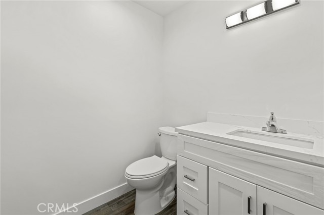 11062 Oneida Avenue, San Fernando CA: https://media.crmls.org/medias/b710a05e-a9f8-4720-b206-2b12bb7ffc73.jpg