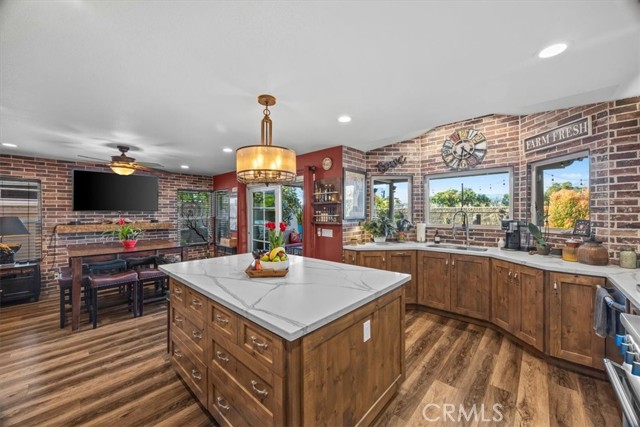 Detail Gallery Image 9 of 56 For 6732 Sugar Pine St, Chino,  CA 91710 - 4 Beds | 3 Baths