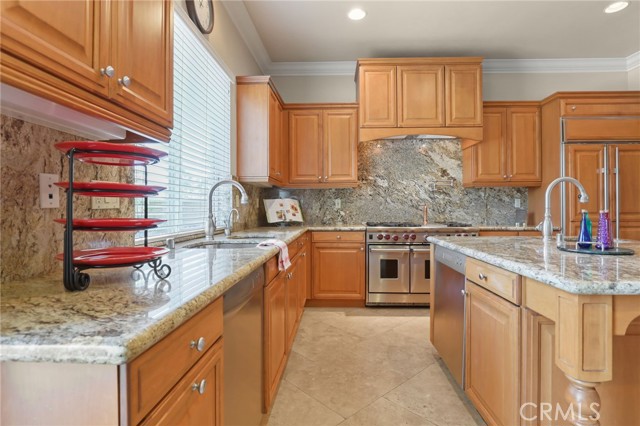 Image 14 of 75 For 12468 Longacre