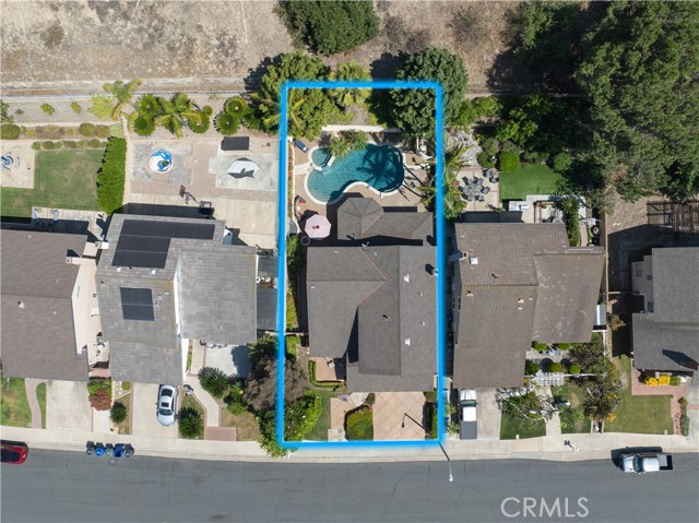 25572 Orchard Rim Ln, Lake Forest CA: https://media.crmls.org/medias/b7113f60-8eb8-4e95-a6c6-ba1e4dbae242.jpg