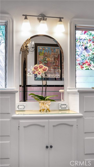 Detail Gallery Image 53 of 69 For 2042 N Ross St, Santa Ana,  CA 92706 - 3 Beds | 2/1 Baths