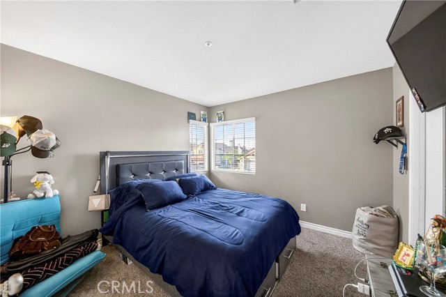 Detail Gallery Image 8 of 11 For 15541 Saldana Ct, Fontana,  CA 92337 - 3 Beds | 2/1 Baths