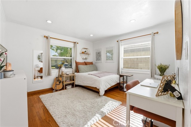 Image 16 of 34 For 713 Sycamore