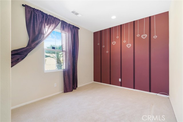 Detail Gallery Image 15 of 16 For 6602 Lasseron Dr, Palmdale,  CA 93552 - 5 Beds | 2 Baths