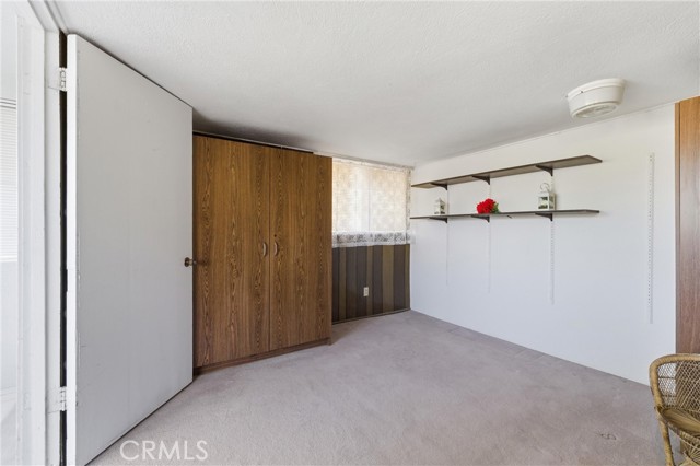 Detail Gallery Image 8 of 35 For 3322 Dawn, Rosamond,  CA 93560 - 4 Beds | 1/2 Baths