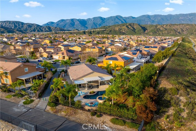 Detail Gallery Image 39 of 42 For 17909 Lapis, San Bernardino,  CA 92407 - 4 Beds | 2 Baths