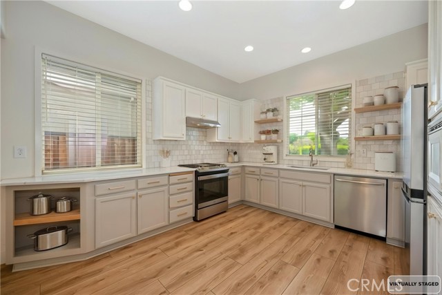 Detail Gallery Image 8 of 44 For 2821 Unity Pointe, Sacramento,  CA 95833 - 4 Beds | 2 Baths