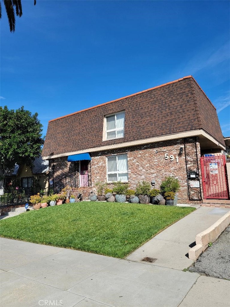 591 South Street #12