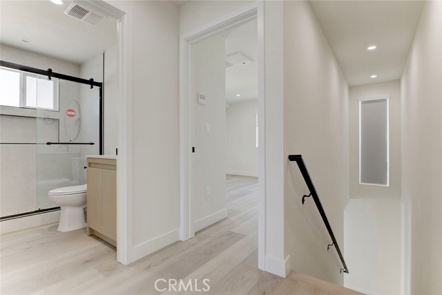 Detail Gallery Image 15 of 21 For 1070 Allen Ave #C,  Glendale,  CA 91201 - 2 Beds | 1/1 Baths