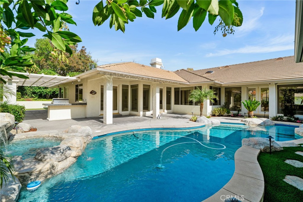 B71865E6 A291 4E27 8D34 4Dcdff7C4C57 141 W 21St Street, Upland, Ca 91784 &Lt;Span Style='BackgroundColor:transparent;Padding:0Px;'&Gt; &Lt;Small&Gt; &Lt;I&Gt; &Lt;/I&Gt; &Lt;/Small&Gt;&Lt;/Span&Gt;