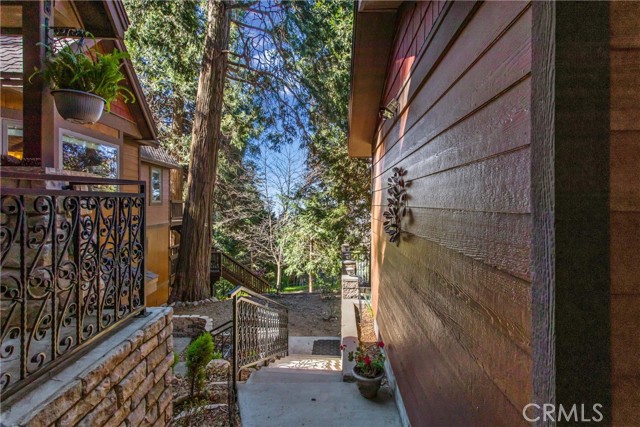 Image 29 of 39 For 1036 Venus Way