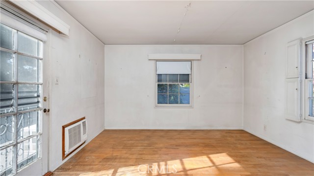 Detail Gallery Image 27 of 37 For 1804 N Heliotrope Dr, Santa Ana,  CA 92706 - 5 Beds | 4 Baths