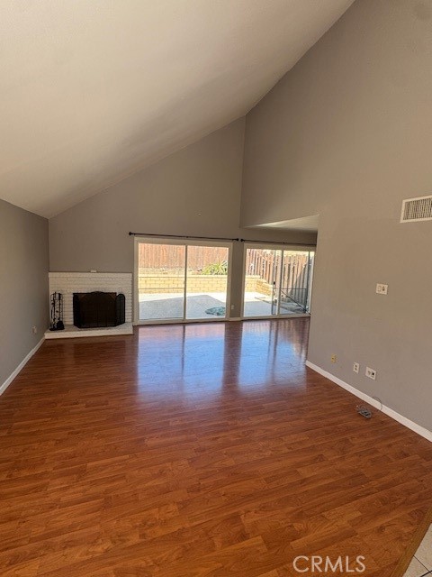 Detail Gallery Image 9 of 18 For 22813 Rio Clara, Valencia,  CA 91354 - 3 Beds | 3 Baths