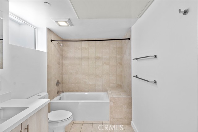 Detail Gallery Image 38 of 58 For 6566 W 85th Pl, Westchester,  CA 90045 - 3 Beds | 3 Baths