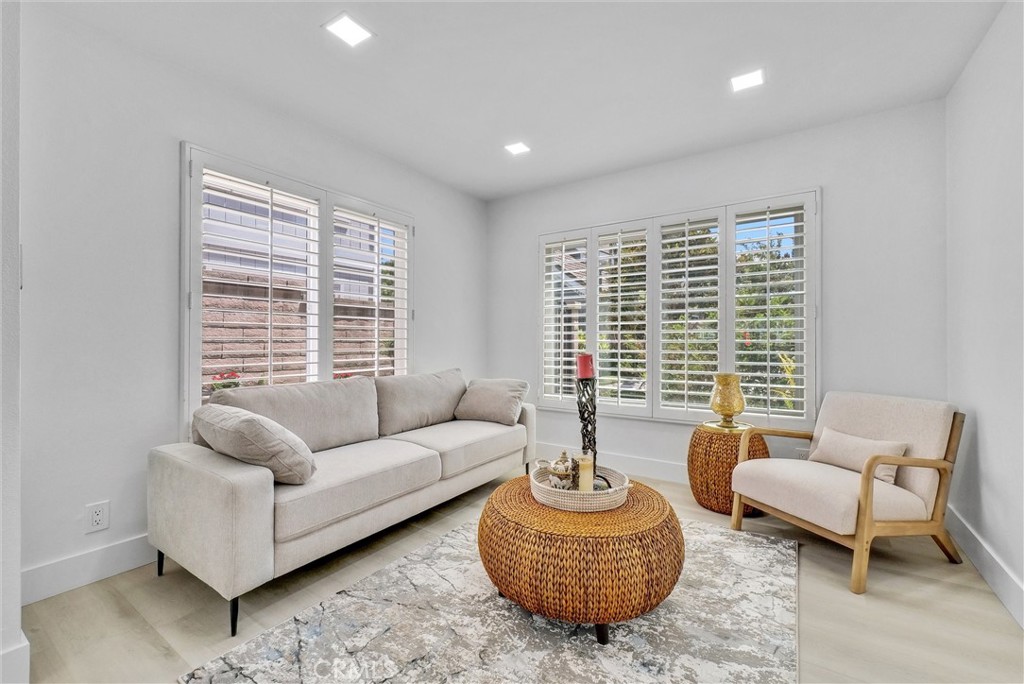 MLS #OC25267868 image #27