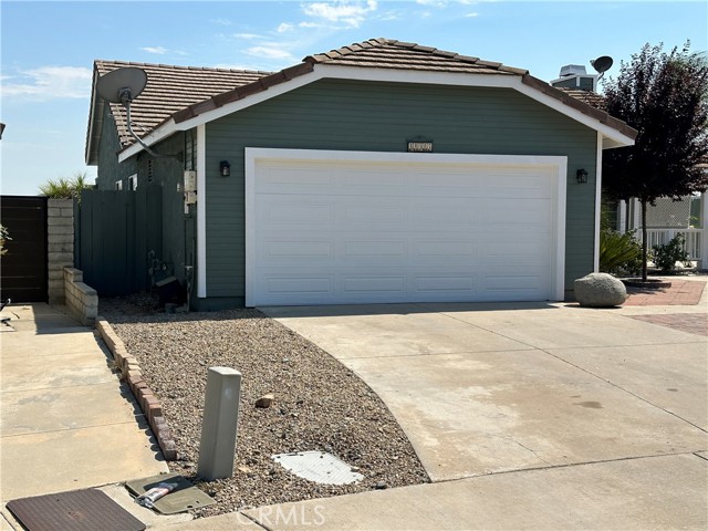 Detail Gallery Image 1 of 22 For 22527 Elbow Creek Trl, Wildomar,  CA 92595 - 3 Beds | 2 Baths