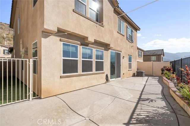 24717 Rockston Drive, Corona CA: https://media.crmls.org/medias/b71ac8ad-1f05-4473-965a-4c502932a951.jpg