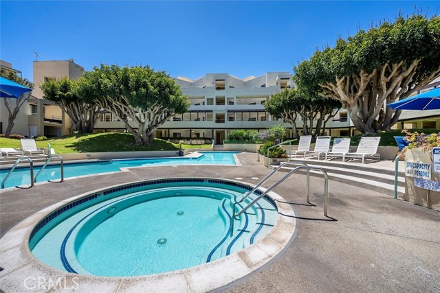 Detail Gallery Image 33 of 41 For 510 the Village #307,  Redondo Beach,  CA 90277 - 2 Beds | 2 Baths