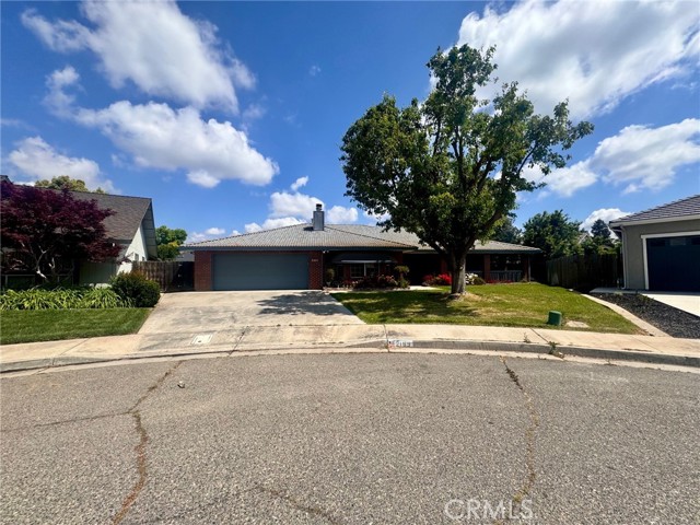 2165 Trenton Court, Merced CA: https://media.crmls.org/medias/b71bcc92-ce08-48aa-9b0c-80164d520995.jpg