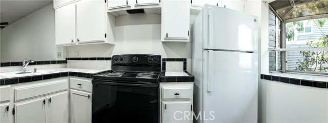 Detail Gallery Image 6 of 48 For 25391 Pine Creek Lane, Wilmington,  CA 90744 - 2 Beds | 1/1 Baths