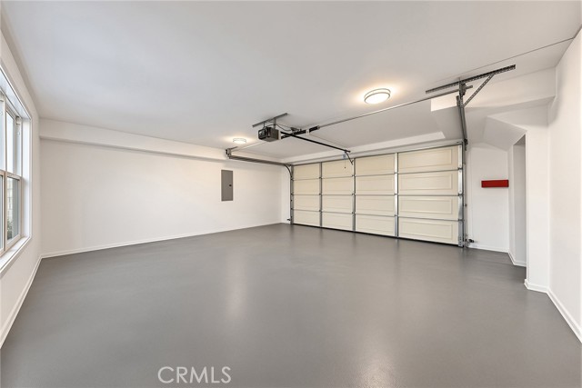 1025 La Cadena, B photo 29