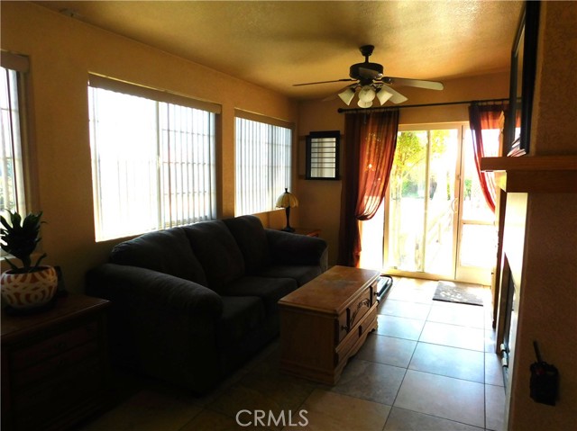 Detail Gallery Image 7 of 27 For 20774 Village Ct, California City,  CA 93505 - 3 Beds | 2 Baths