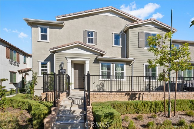 Detail Gallery Image 2 of 36 For 5604 Altamura Way #10,  Fontana,  CA 92336 - 4 Beds | 3 Baths