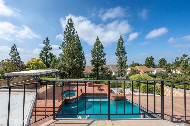 18200 Sandringham Court, Porter Ranch CA: https://media.crmls.org/medias/b71d2d20-16af-470b-b20a-28c1c80949b6.jpg