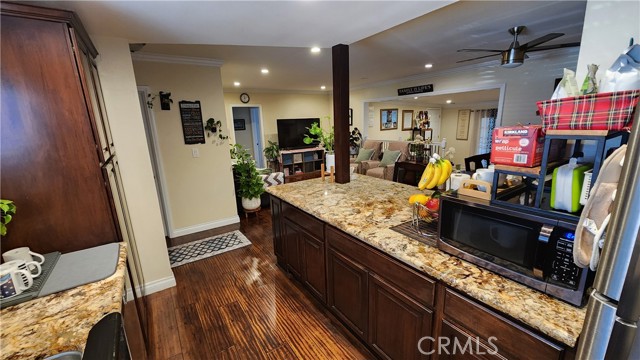 Image 18 of 74 For 6310 Hardwick Street