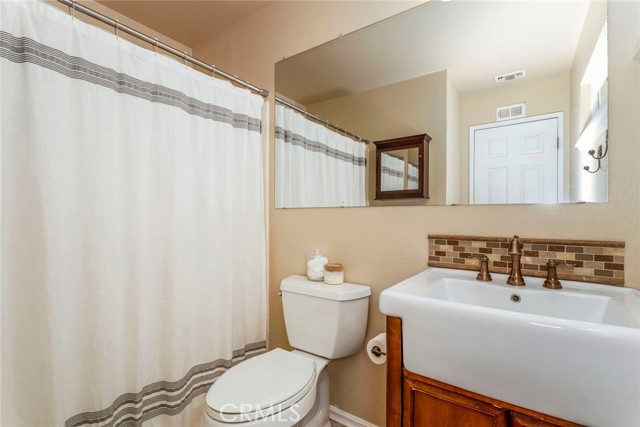 Detail Gallery Image 19 of 32 For 27418 Catala Ave, Saugus,  CA 91350 - 4 Beds | 2 Baths