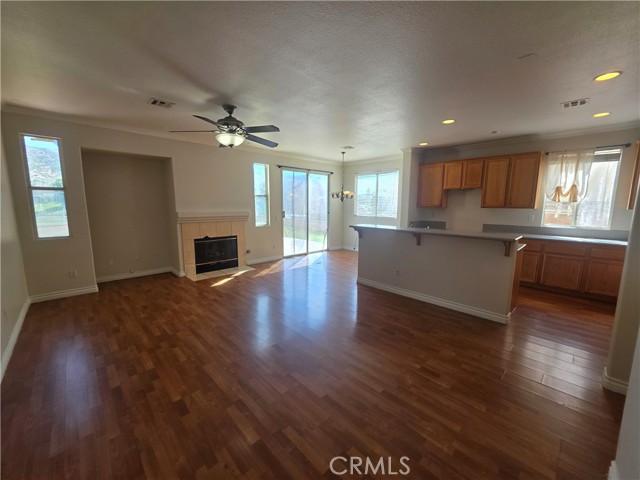 Detail Gallery Image 5 of 21 For 16080 Edgewater, Moreno Valley,  CA 92551 - 4 Beds | 2/1 Baths