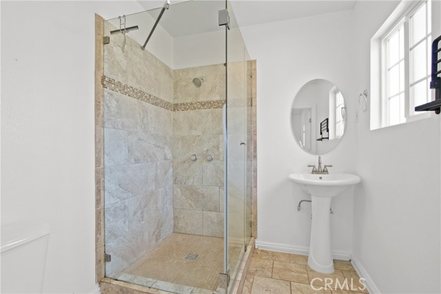2563 W Carson Street, Torrance CA: https://media.crmls.org/medias/b71f0e27-954d-4e51-9807-b03c60db6f1e.jpg