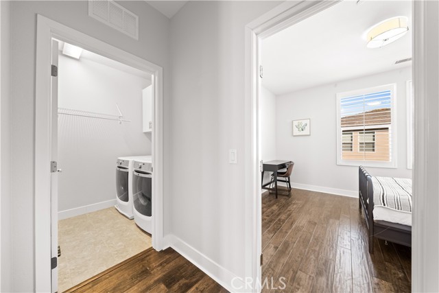 9 Compass Court, Aliso Viejo CA: https://media.crmls.org/medias/b71fb280-8e82-43d2-9603-5db5c3aa5db9.jpg