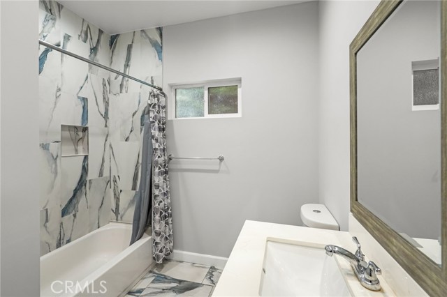 8227 Ben Avenue, North Hollywood CA: https://media.crmls.org/medias/b71fc8ef-431c-43b9-9969-ab24f6349fa2.jpg