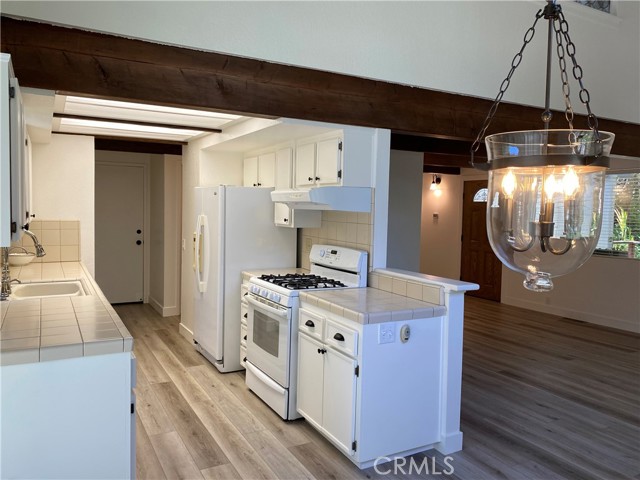 Detail Gallery Image 17 of 54 For 2598 Emerson Rd, Cambria,  CA 93428 - 2 Beds | 2 Baths