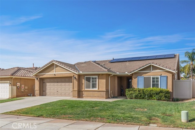 Detail Gallery Image 1 of 30 For 1365 Larkspur Ln, Beaumont,  CA 92223 - 4 Beds | 2 Baths