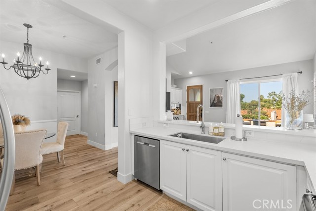 Detail Gallery Image 13 of 20 For 15 Roma Ct., Newport Coast,  CA 92657 - 2 Beds | 2 Baths