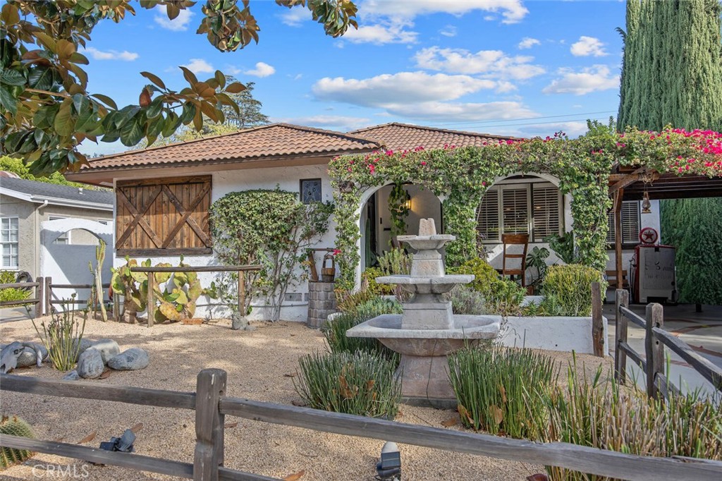 10441 Bloomfield