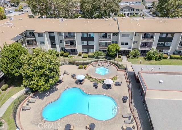 Detail Gallery Image 9 of 27 For 12200 Montecito Rd #D320,  Seal Beach,  CA 90740 - 1 Beds | 1 Baths