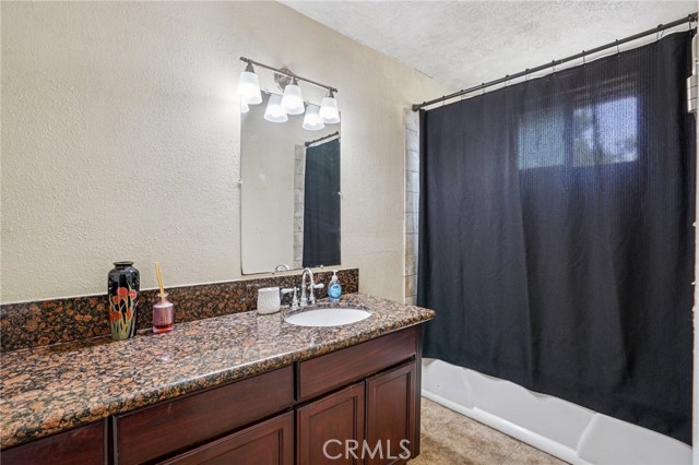 17245 E Arrow, Azusa CA: https://media.crmls.org/medias/b721158b-7f61-462c-9d03-611a664c359a.jpg